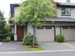 *SOLD*Beautiful, Centrally Located 3 Bedroom, 3 Bath Townhouse in Parksville: